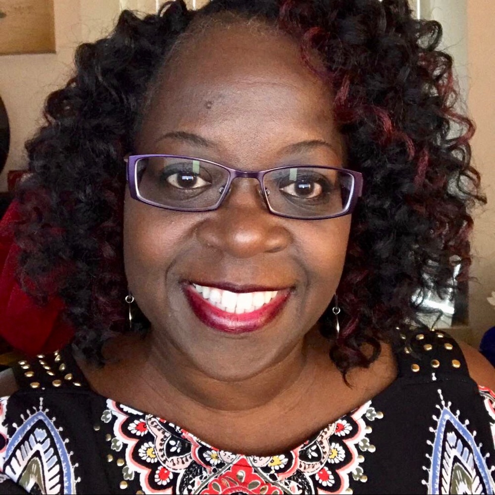 Meet your Posher, Renee